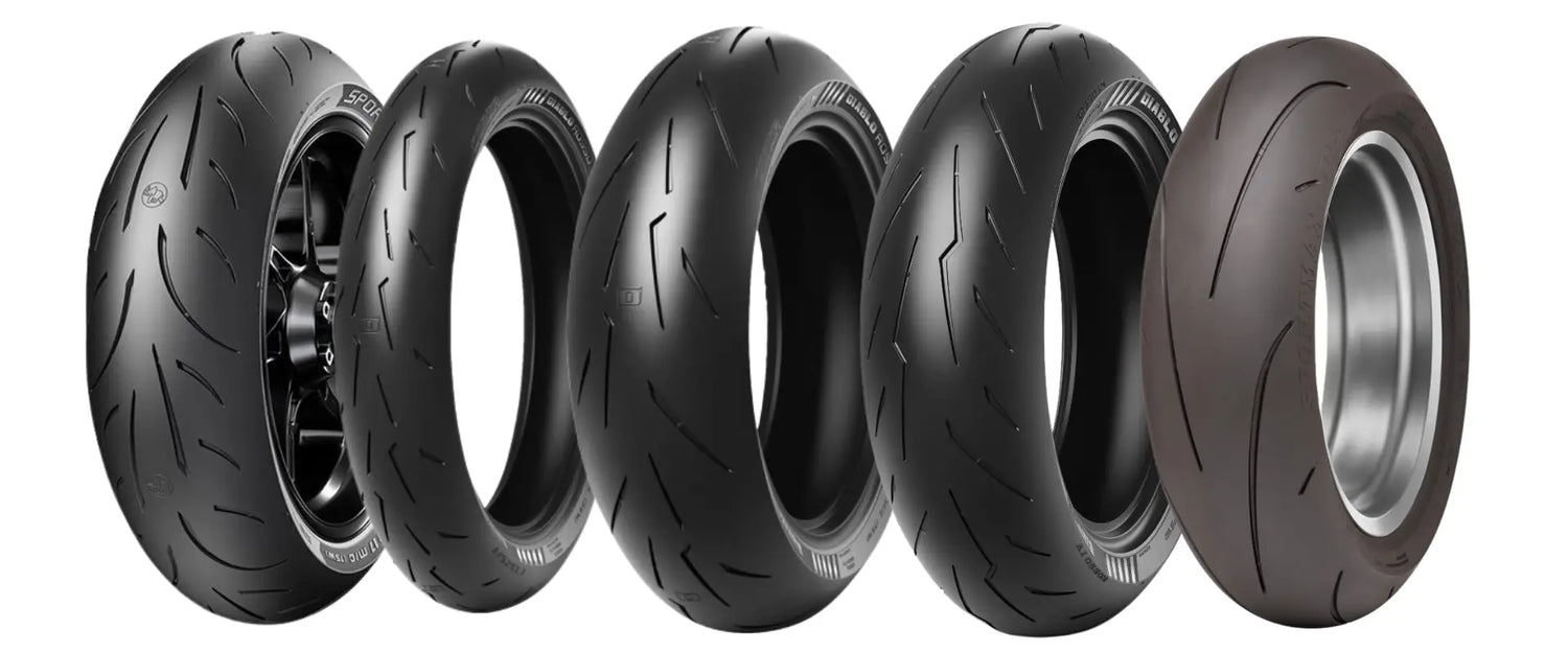 Row of pneus de motos sport-touring dans la collection pneus de Moto Sport-touring.