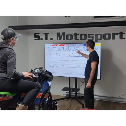 Analyse de performance de moto avec le Simulateur privé Offre Découverte - 15min