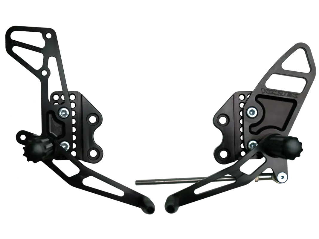 Repose Pied Vortex pour Suzuki avec rearsets de moto noirs et positions d’ajustement