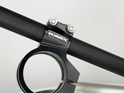 Montage du support de guidon Black Vortex pour le Vortex Clip-on